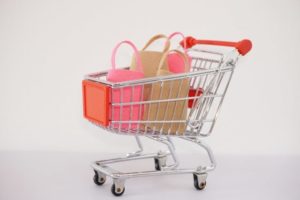 10回払いって実際どうなのよ!?桁違いに負担を減らせるクレジットカードの分割効果とは